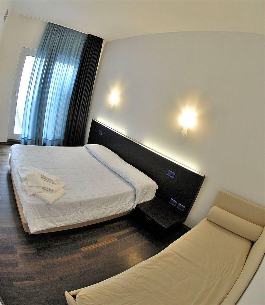 Medi Garden Hotel&Residence Alba Adriatica Exteriör bild