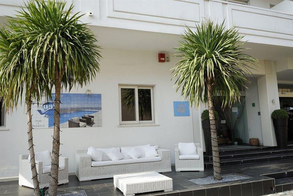 Medi Garden Hotel&Residence Alba Adriatica Exteriör bild